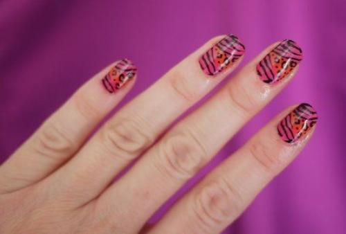 Какие материалы используются для маникюра на овальные ногти. Овальная форма ногтей- правила идеального маникюра