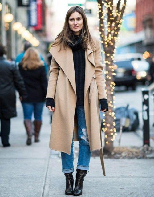 Стильная комбинация: как правильно сочетать рваные джинсы с стеганой косухой 05