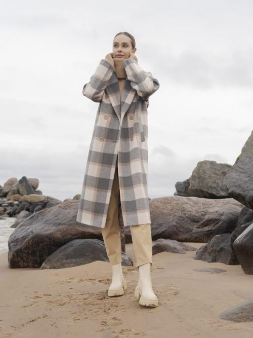 Образы на зиму. Мода на осень-зиму 2022/23: тренды и 200 современных образов