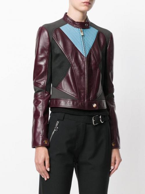 Рваные джинсы + куртка-косуха. Мода на цветовое разнообразие курток косух 2022 2023