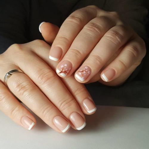 Маникюр с иероглифами и сакурой. Идеи дизайна ногтей с иероглифами для длинных и коротких ногтей