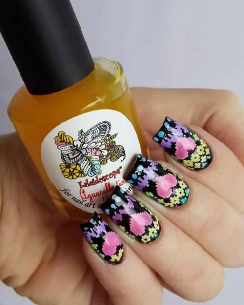 Какие краски используются для маникюра розовыми и черными ногтями с наклейками. Маникюр с наклейками для ногтей — фото идеи и как сделать на короткие и длинные, квадратные и миндальные ногти