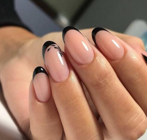 Какие способы покраски ногтей можно использовать для выполнения французского маникюра на овальных ногтях. Френч на овальные круглые ногти