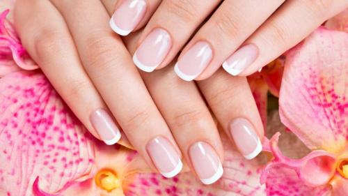 Френч шеллак на короткие ногти. Виды