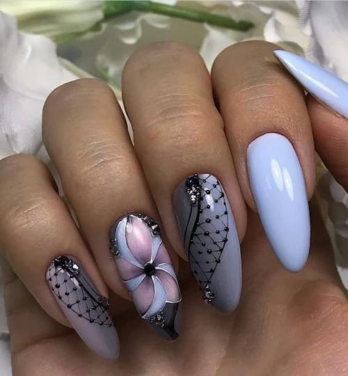 Маникюр за наших. Выбор королев