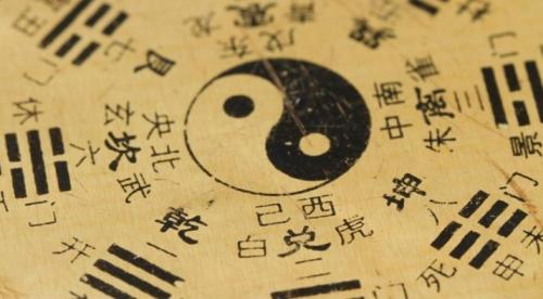 Для каких ногтей подойдёт маникюр с иероглифами. Как сделать маникюр: основные правила в фен-шуе 02 Для каких ногтей подойдёт маникюр с иероглифами. Как сделать маникюр: основные правила в фен-шуе 02