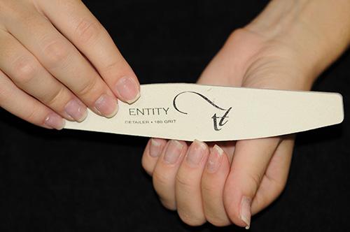 Как наносить гель лак пошагово. Как правильно покрывать ногти гель-лаком в домашних условиях? 01 Как наносить гель лак пошагово. Как правильно покрывать ногти гель-лаком в домашних условиях? 01