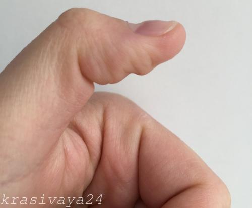 Могут ли неправильно подобранные средства для ухода за ногтями вызвать волнистость ногтей на больших пальцах рук