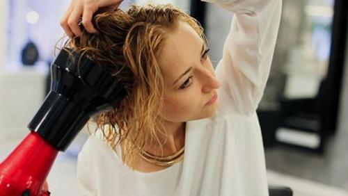 Кудри на каре, как сделать. Лучшие способы завивки волос на прическу каре