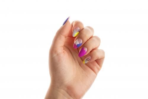 Сколько должны держаться нарощенные ногти акригелем. Акригель —, что это такое и как с ним работать?