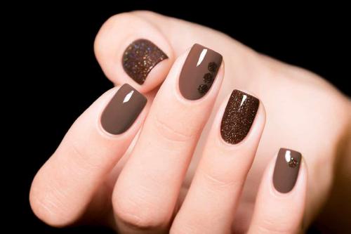 Что нельзя делать с нарощенными ногтями. В течение, какого времени нельзя мочить ногти