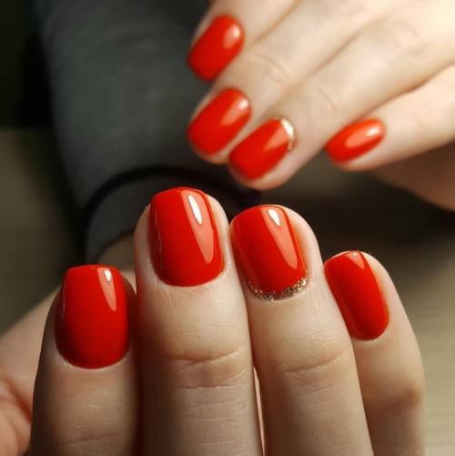 Маникюр на короткие ногти без дизайна. Однотонный маникюр: правила подбора оттенка, особенности ухода и нанесения. Фото простых, но красивых примеров дизайна