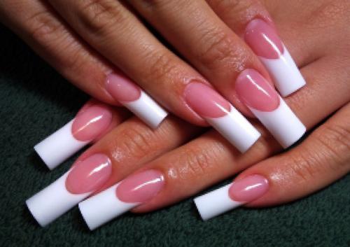 Сколько стоит наращивание ногтей. Сколько в среднем по России стоит наращивание ногтей