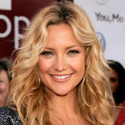 Стрижки на вьющиеся волосы средней длины. Модные стрижки на вьющиеся и кудрявые волосы