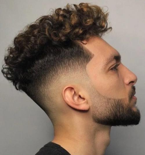 Стрижки на кудрявые волосы мужские. Как сделать кудрявые волосы мужчине
