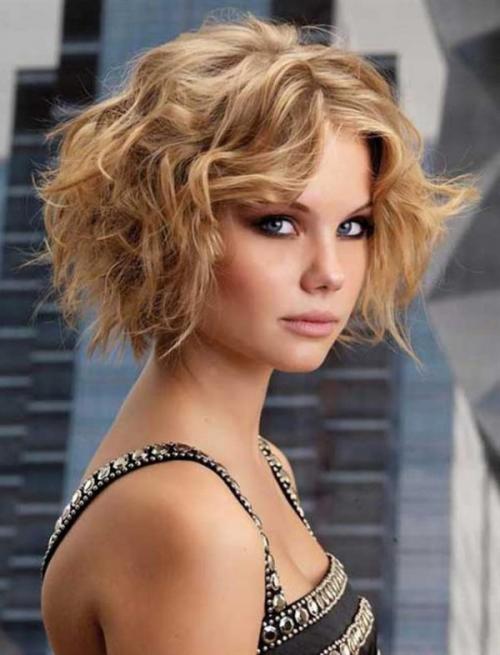 Короткие стрижки на вьющиеся волосы 2022. Короткие стрижки на вьющиеся волосы