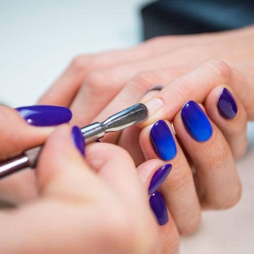 Как сделать маникюр шеллак в домашних условиях. Подготовка ногтей 01