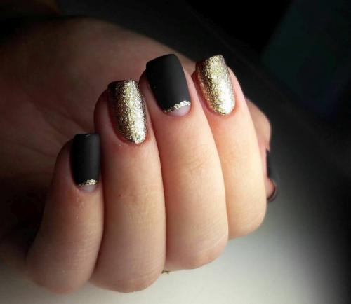 Красный маникюр на Новый год 2022. Выбираем палитру