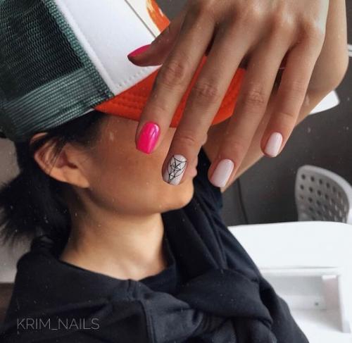 Сочетание розового маникюра с палитрой цветов. Розовый маникюр 2022: новые фото дизайна, стильные идеи