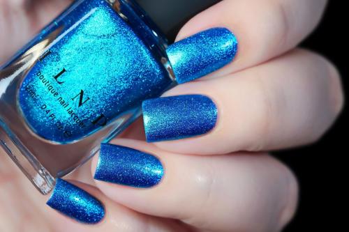 Голубой маникюр с блестками. Идеи голубого маникюра с блестками