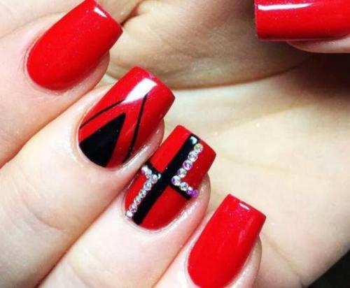 Маникюр красный с черным. Особенности черно-красного маникюра