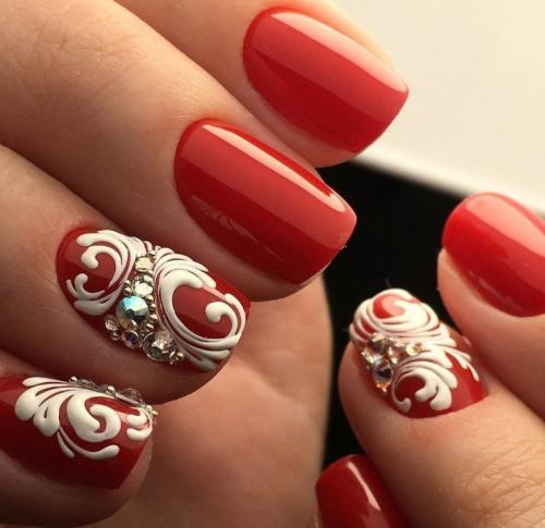 Маникюр в красно белом цвете. Вариация сочетаний белого и красного
