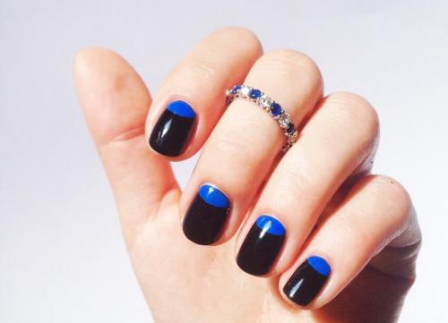 Белоснежный и голубой маникюр: современный и стильный подход к уходу за ногтями 04