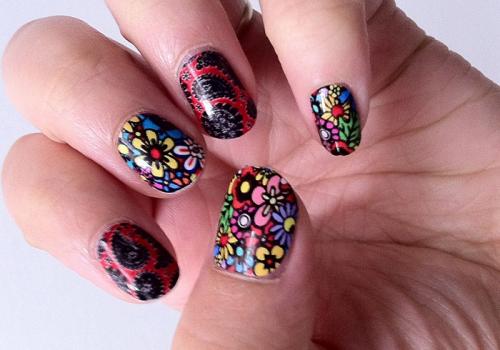 Наклейки для ногтей. Как сделать маникюр с наклейками