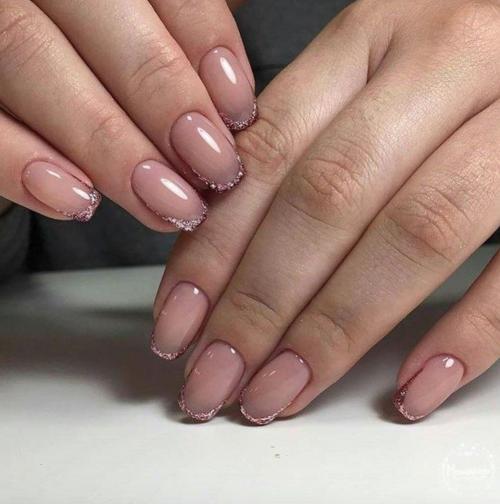 Френч на овальные ногти короткие. Идеи французского маникюра на короткие ногти
