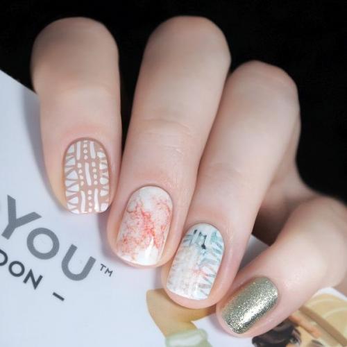 Слайдеры для ногтей. Как клеить слайдеры на ногти: подробная инструкция