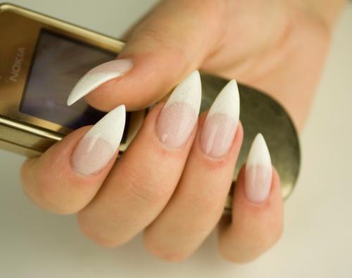 Как сохранить выкладной френч с силиконовыми трафаретами в долгосрочной перспективе. Выкладной френч: как сделать