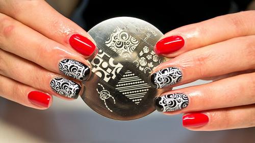 Трафарет для ногтей своими руками. Трафареты для маникюра: что это такое?