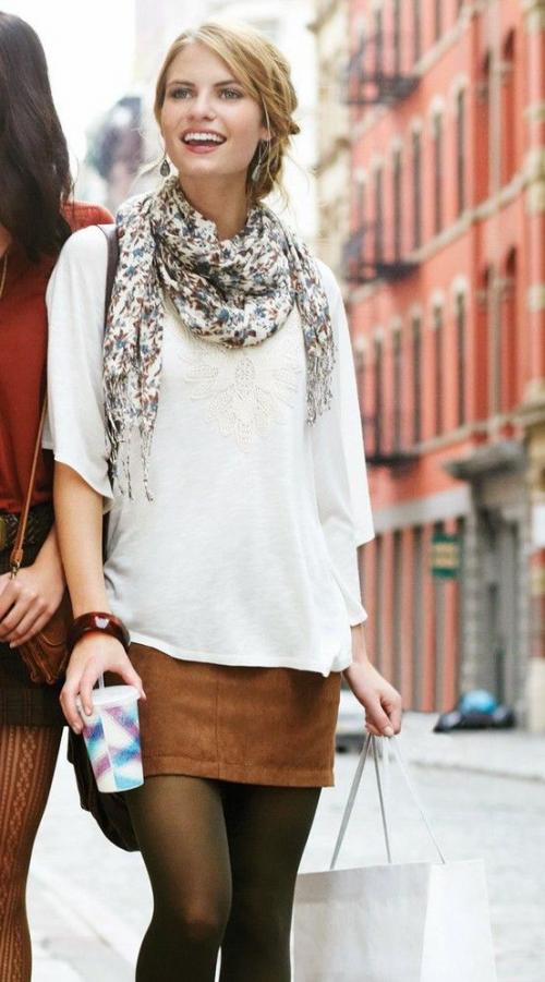 С чем носить коричневую юбку зимой. Коричневая юбка – подбираем самых удачный покрой под разные стили. 65 фото-идей