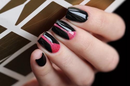 Пошаговая инструкция: как правильно пользоваться трафаретом для френча 02