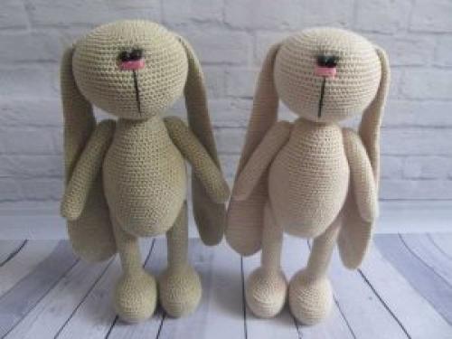 Уши зайца из фетра. Сшить зайку из фетра своими руками: выкройка, схемы и описание