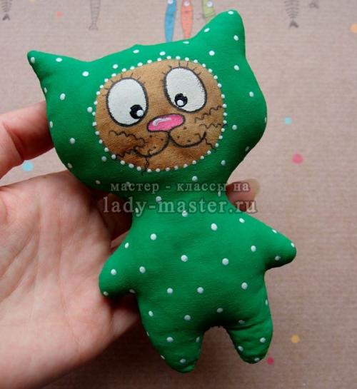 Кофейный котик своими руками. Мастер-класс по созданию кофейной игрушки «Кот в комбинезоне»