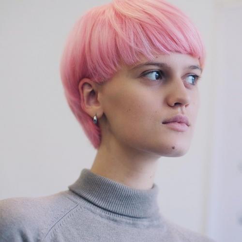 Какие модные аксессуары для волос 2025 можно использовать с стрижками на средние волосы. Модные стрижки на короткие волосы: 8 главных трендов