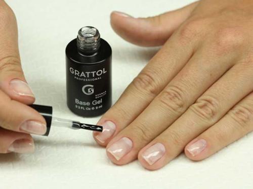 Поэтапное нанесение гель-лака на ногти. Пошаговая инструкция нанесения