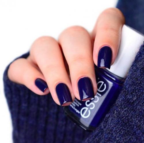 Простые рисунки на ногтях для начинающих. популярные яркие и спокойные цвета для маникюра 2023