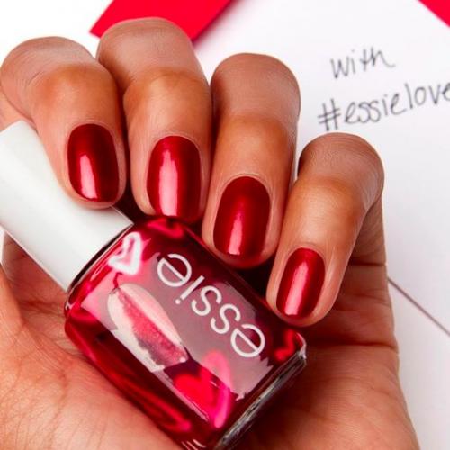 Простые рисунки на ногтях для начинающих. популярные яркие и спокойные цвета для маникюра 2023