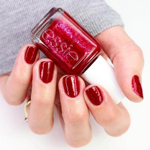 Простые рисунки на ногтях для начинающих. популярные яркие и спокойные цвета для маникюра 2023