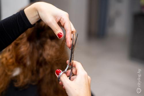 Как правильно ухаживать за стрижкой на кудрявых волосах, чтобы она выглядела опрятно. Кудрявый метод