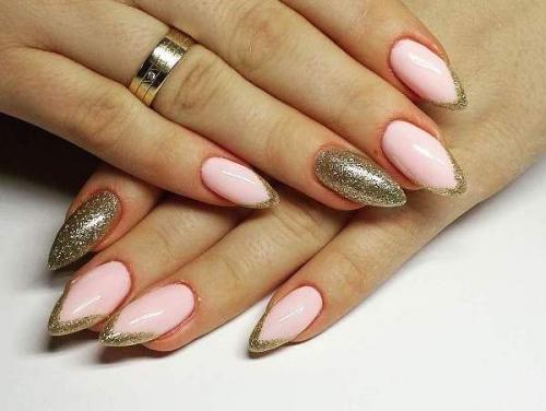 Розово-золотой маникюр. Нежный розовый маникюр с золотым