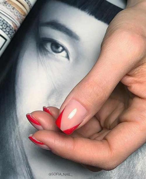 Красный френч маникюр с золотом. Красный френч: фото идеи с дизайном, модные новинки