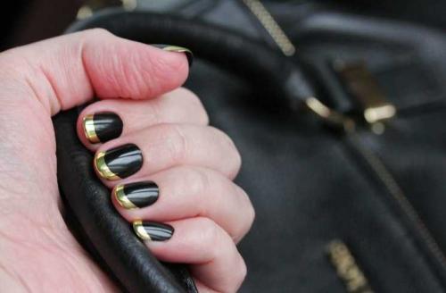 Золотой френч на черном. Френч в сочетании с черным и золотым