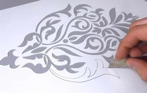 Пошаговая инструкция: как сделать трафареты для французского маникюра своими руками 03