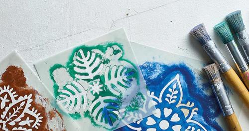 Пошаговая инструкция: как сделать трафареты для французского маникюра своими руками 04