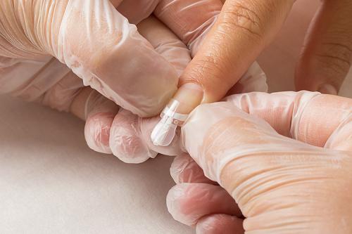 Быстрый френч с полосками French Wrap Plus от [бренд]: как быстро и легко создать идеальный дизайн 14