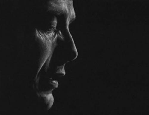 Как использовать белый карандаш для идеального французского маникюра 03