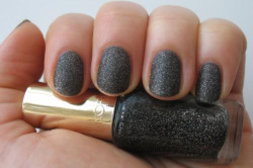 Как сделать матовый гель-лак на ногтях. Модные варианты матового маникюра 07